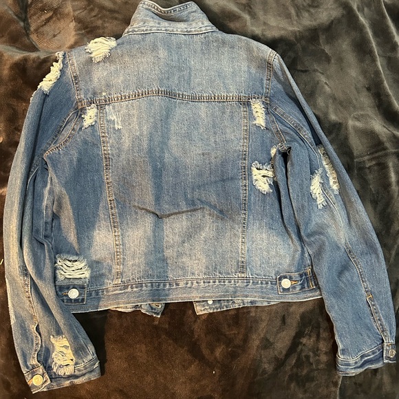 Almost Famous Jean jacket - Picture 3 of 3